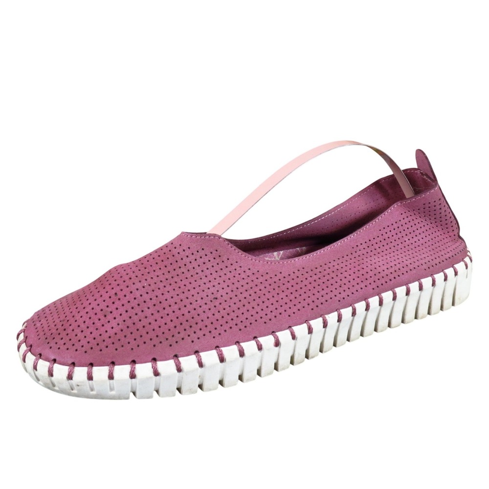 Skechers Sepulveda Blvd Women's Perforated Slip-On Flats Size 6.5 Medium